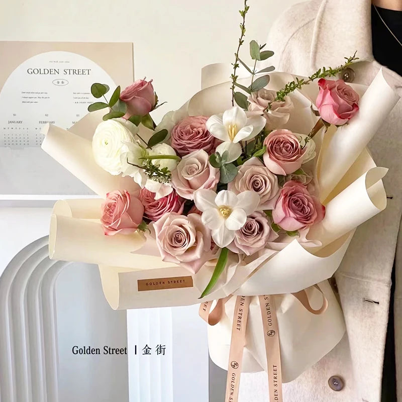 Modernes Geschenkpapier – matt & elegant