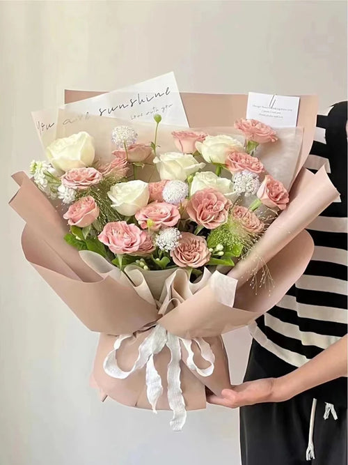 Modernes Geschenkpapier – matt & elegant