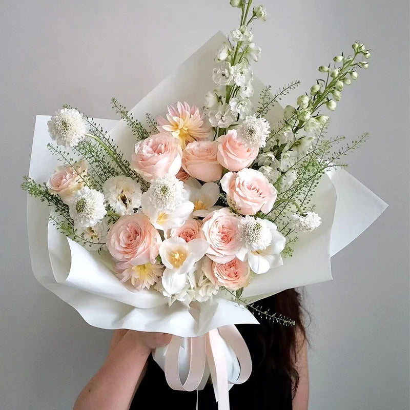 Modernes Geschenkpapier – matt & elegant